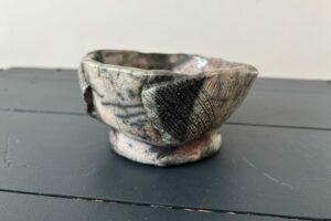 Raku vessel (H 7cm x Ø 13cm) 80€