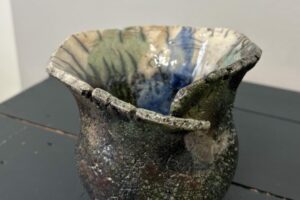 Raku vessel (H 11cm x Ø 14cm) SOLD
